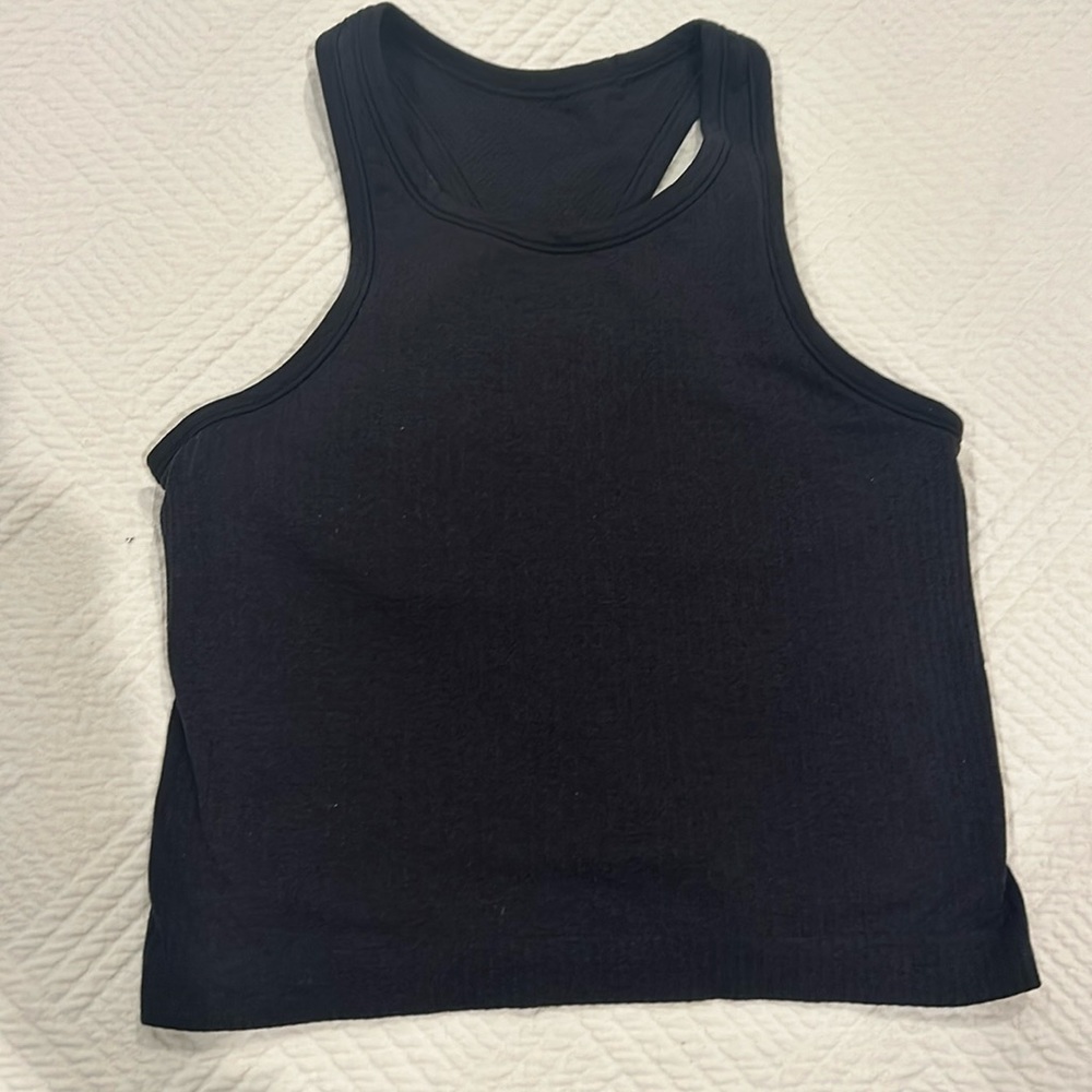 Lululemon ebb to street tank